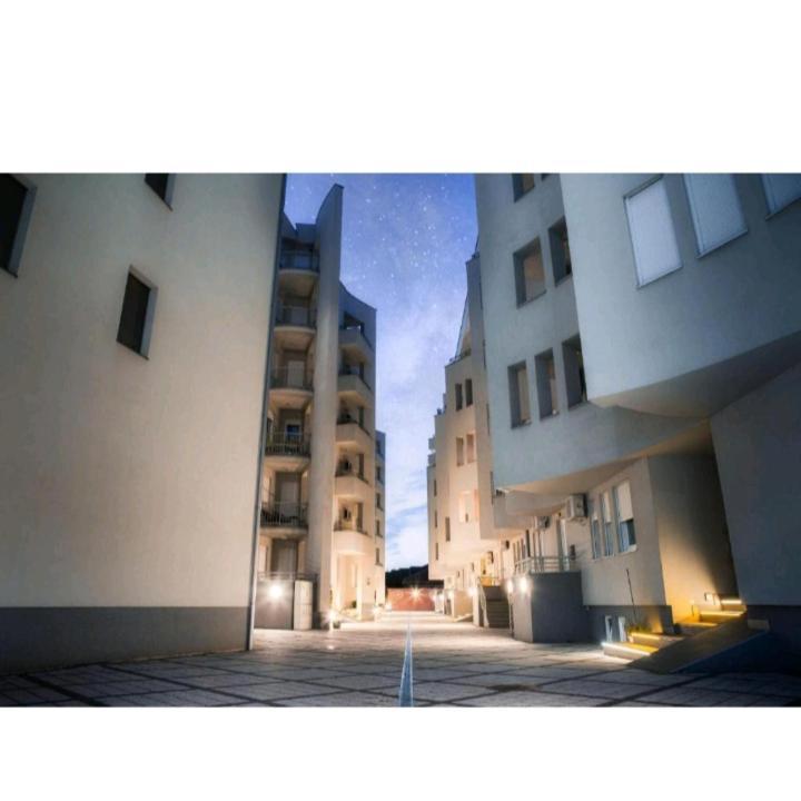 Wing Club Dajana Aparthotel Jagodina Ngoại thất bức ảnh